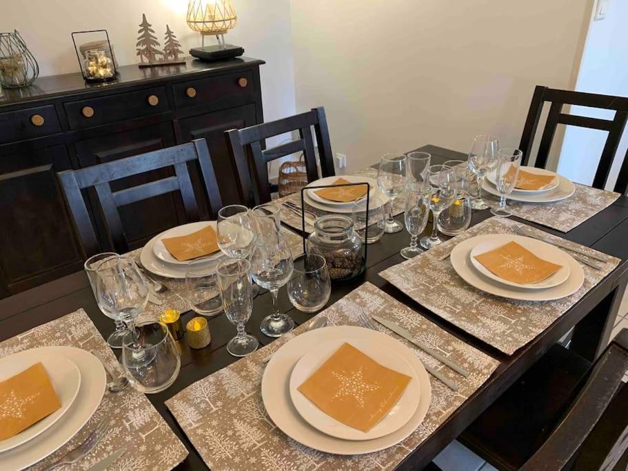 Gite 3 Etoiles Les Gourlines Avec Balneo, Veranda, Piscine Et Garage Avermes Exteriör bild